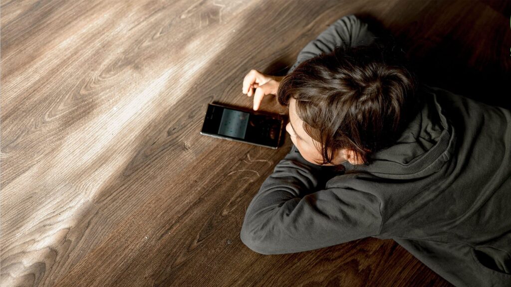 Strategic Tips for Safe Internet Use That Parents Should Tell Their Children